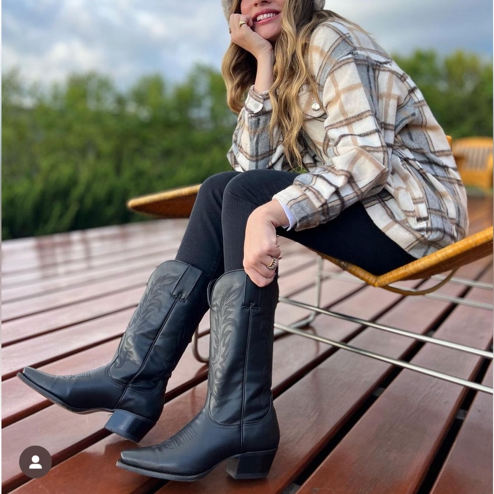 WESTERN BOOTS